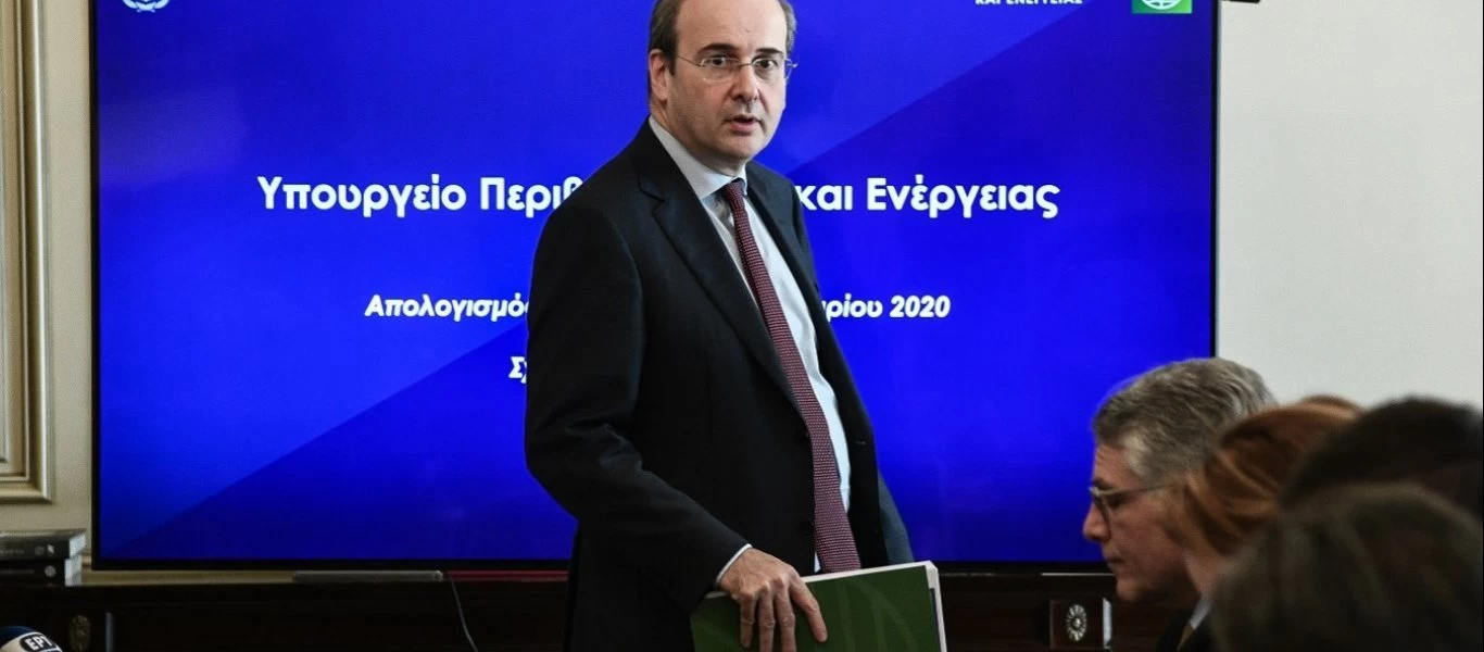 Κ.Χατζηδάκης: «Μέχρι το 2023 η ηλεκτρική διασύνδεση της Σαντορίνης»